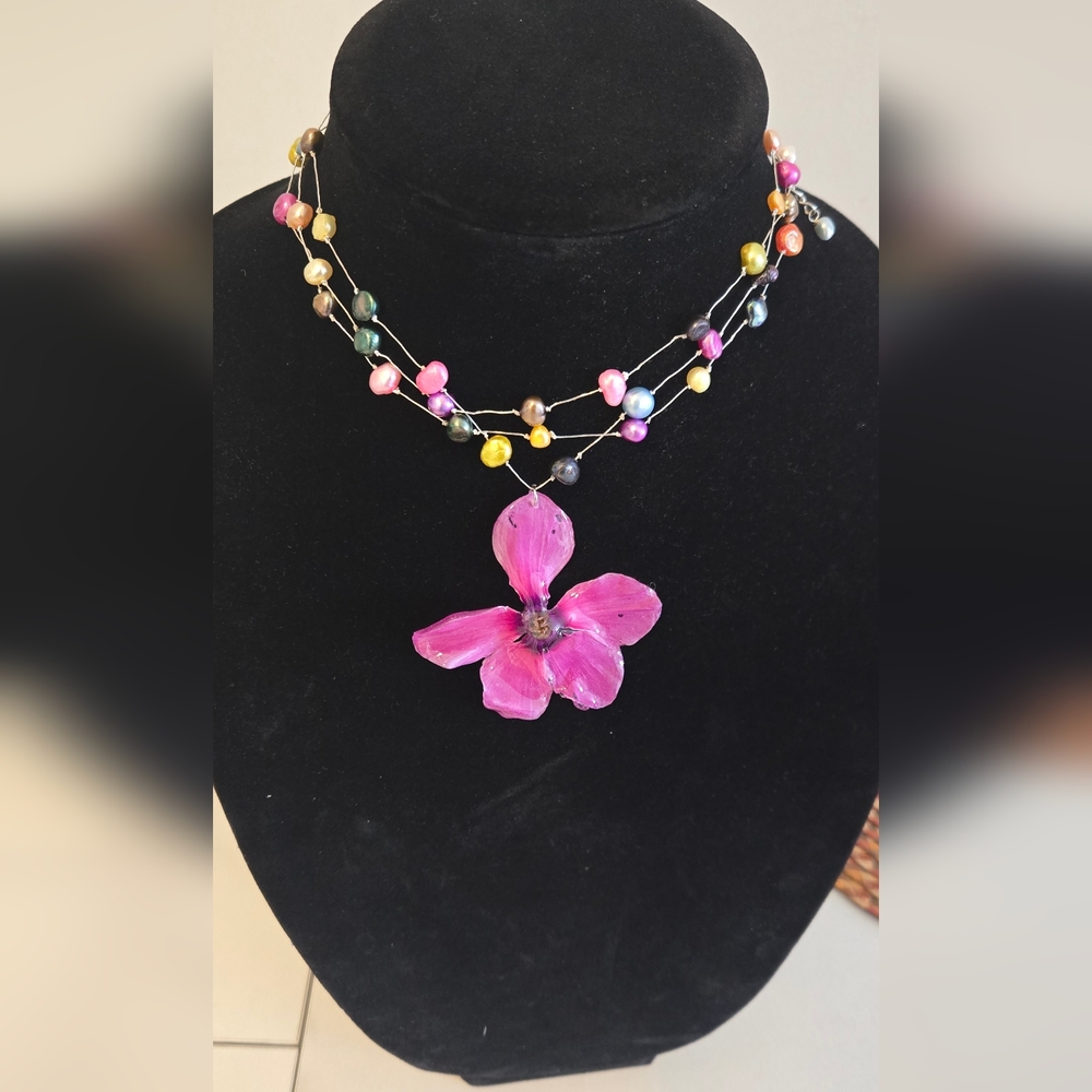 Cyclamen Flower Pink and Multicolor Necklace
